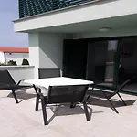Mlikota - One Bedroom With Terrace - A4 Apartman *